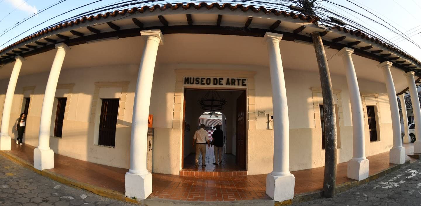 Museo de Arte Contemporáneo (MAC)