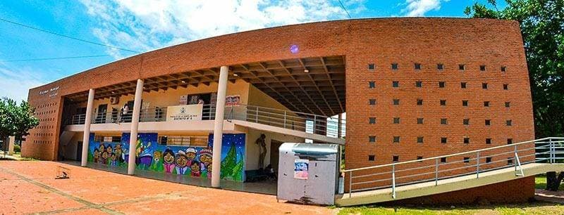 Biblioteca los chacos