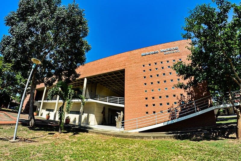 Biblioteca hamacas